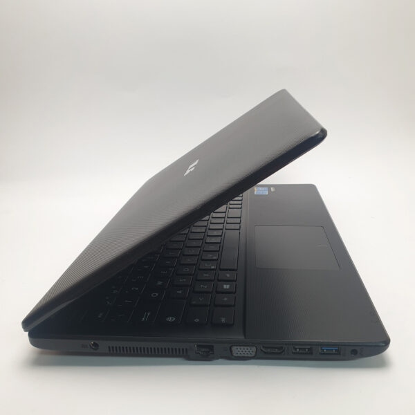 Notebook Asus F551M SSD 120GB RAM 4GB 15,6